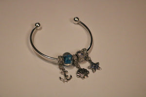 Liz Collection: Spangle Bracelet in Turquoise with sea charms and silver